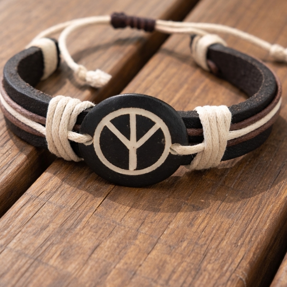 LEATHER PEACE SIGN BRACELET. UNISEX.